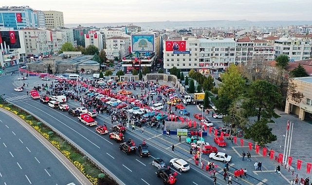 Kayseri Kocasinan'da Ay Yıldız Turu'na büyük ilgi