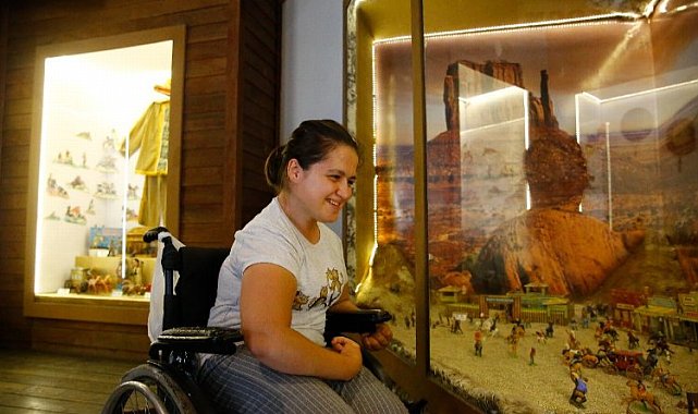 Özel bireyler Antalya'ya hayran kaldı