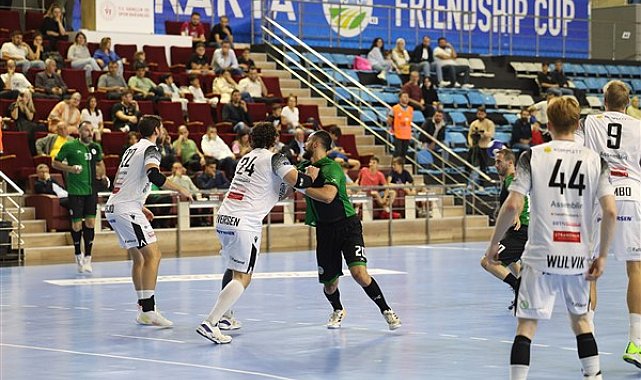 Sakarya Büyükşehir Hentbol Takımı Avrupa’ya veda etti
