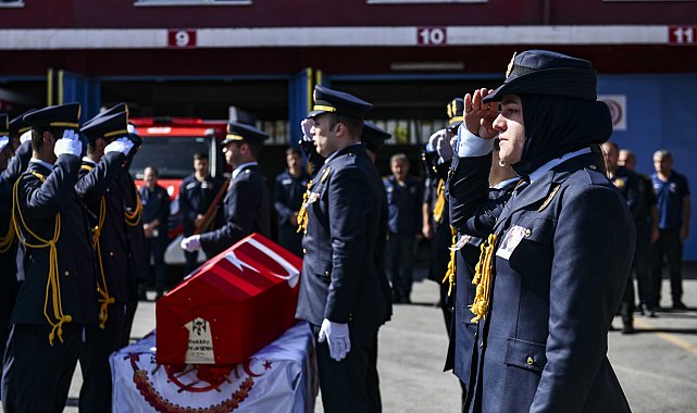Şehit İtfaiye Eri Orçun Yaşar son yolculuğuna uğurlandı