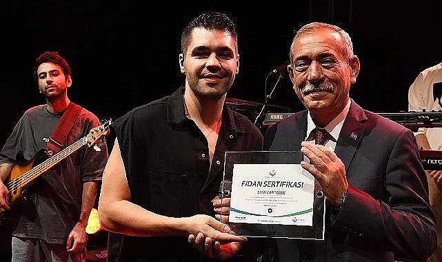 Torbalı'da Cumhuriyet'in 100.yılı coşkuyla kutlandı