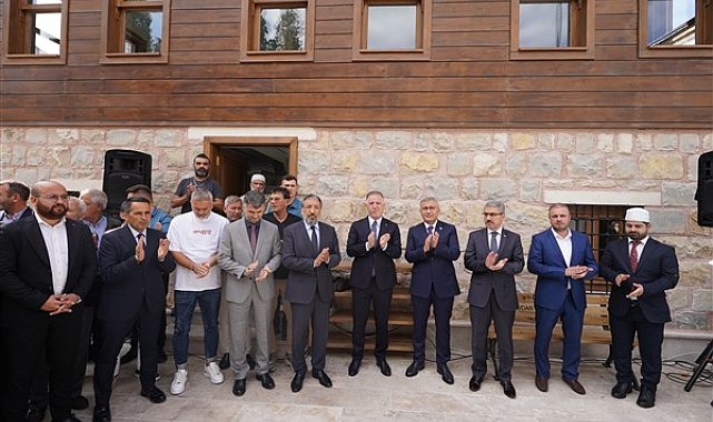 Üsküdar'da restorasyonu tamamlanan Bülbülderesi Fevziye Hatun Camii açıldı