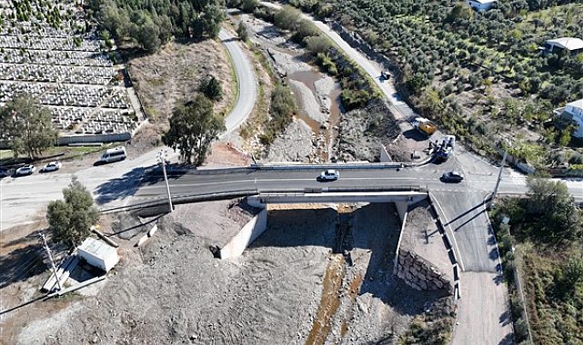 60 yıllık Nif Çayı Köprüsü yenilenerek trafiğe açıldı