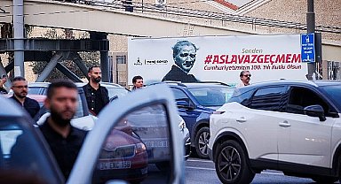 85 yıldır bitmeyen özlem Saat 9'u 5 geçe İzmir'de hayat durdu