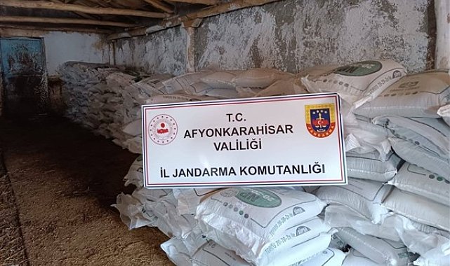 Afyonkarahisar'da 27 ton sahte gübre ele geçirildi