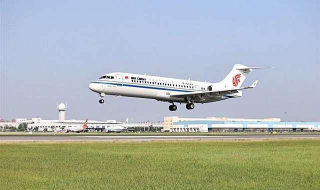 ARJ21 uçağı, 10 milyonuncu yolcusunu ağırladı