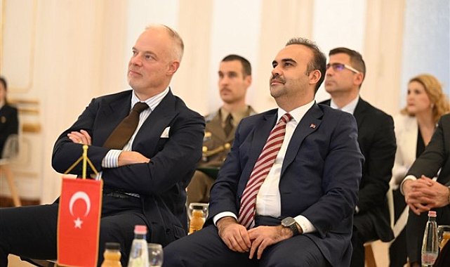 Bakan Kacır: “Macaristan ile stratejik iş birliğimizi kuvvetlendirme iradesindeyiz”