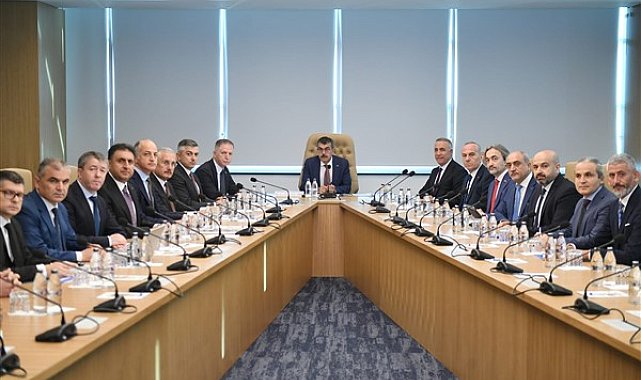 Bakan Tekin, İstanbul’da Sultangazi İlçe Eğitim Değerlendirme Toplantısı'na katıldı
