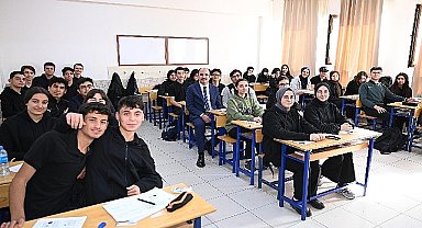 Başkan Altay Lise Öğrencileriyle Buluştu