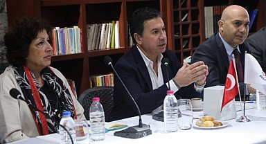 Başkan Aras, Bodrum'da site yöneticileriyle buluştu