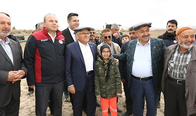 Başkan Büyükkılıç: “Birikimimizle, ekibimizle durmak yok, koşmaya devam