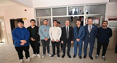 Başkan Pekyatırmacı öğrencilerle bir araya geldi 