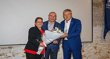 Başkan Soyer DİSK Emekli-Sen temsilcileriyle buluştu “Demokrasi mücadelesinden emekli olunmaz