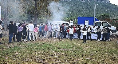 Başkan Topaloğlu'ndan öğrencilere mangal partisi