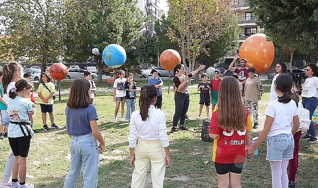 Bayraklı'da çocuklar akıl ve zeka atölyelerinde buluştu