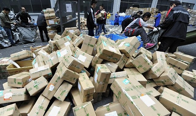 Bekarlar alışveriş festivalinde 5.2 milyar adet koli teslim edildi