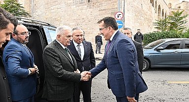 Binali Yıldırım nevşehir belediyesi'ni ziyaret etti 