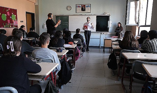 Birdenbire Sezai Karakoçu