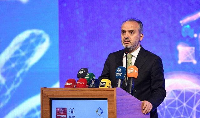 Bursa 'yalın belediyecilik'te rol model