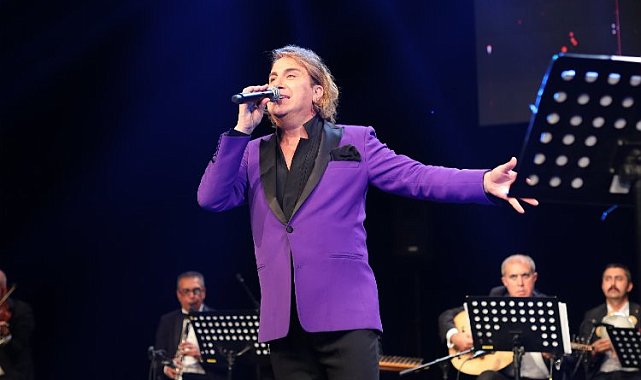 Bursa'da Gökhan Sezen'le TSM rüzgârı