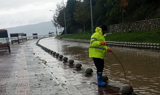 BUSKİ ekipleri sahil bölgelerinde teyakkuzda