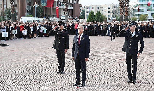 Büyük Önderimizi Saygı ve Özlemle Anıyoruz