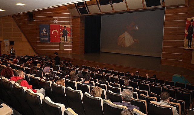 Büyükşehir, Büyük Önder Atatürk'ü özel film gösterisi ile andı