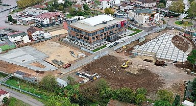Büyükşehir'den Başiskele'ye 'yeşil meydan'