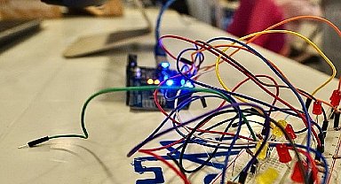 Çeşme'de Robotik Kodlama eğitimleri başladı