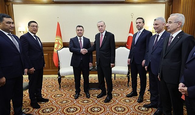Cumhurbaşkanı Erdoğan, Kırgızistan Cumhurbaşkanı Caparov ile bir araya geldi