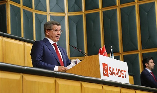 Davutoğlu: “Gazzeli kardeşlerimiz asla yalnız değildir”
