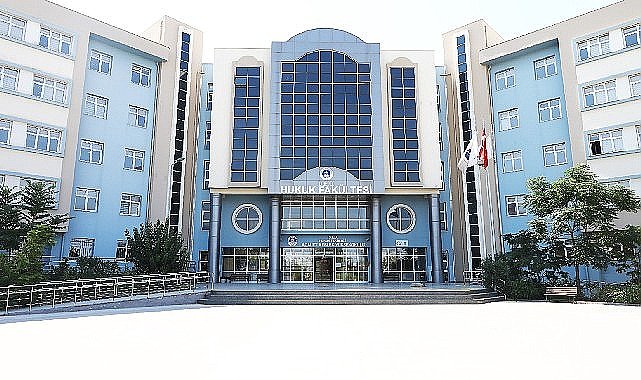 Deü hukuk fakültesi türkiye'nin en iyileri arasında