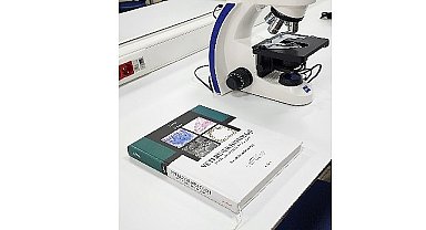 Deü veteriner fakültesi'nden bilime katkı: o eser türkçeye çevrildi