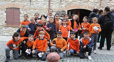 Duayen felsefeci kuçuradi: belediyeler insan haklarını korumalıdır 