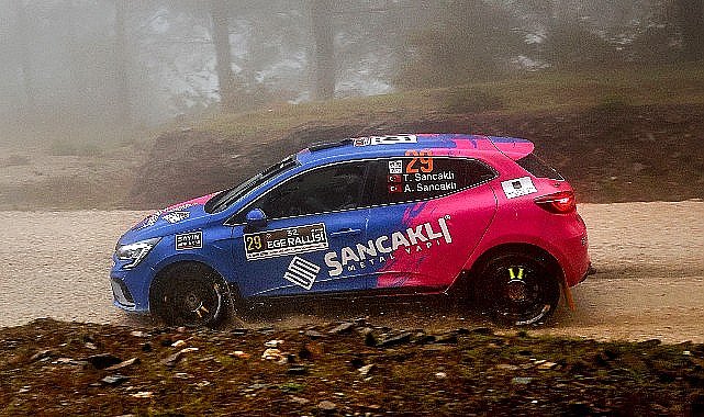 Ege Rallisi'nde Nefes Kesen Mücadele