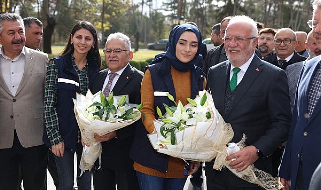 Elitaş ve Büyükkılıç Kayseri Şeker Fabrikası çalışanlarıyla bir araya geldi