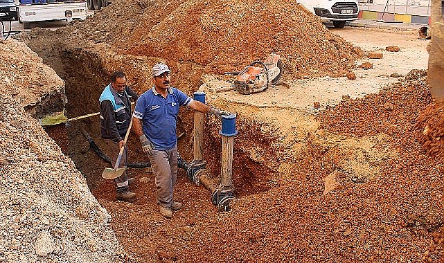 Elmalı'da 50 yıllık içme suyu hattı değiştiriliyor