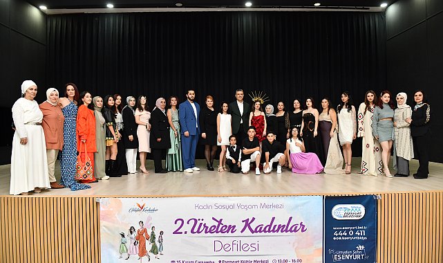 Esenyurtlu kadınlar tasarımlarıyla podyumu renklendirdi