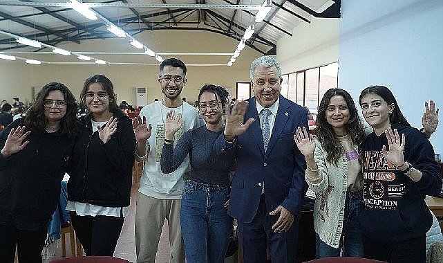EÜ Merkez Kütüphanesi öğrenciler için sosyal yaşam alanına dönüştü