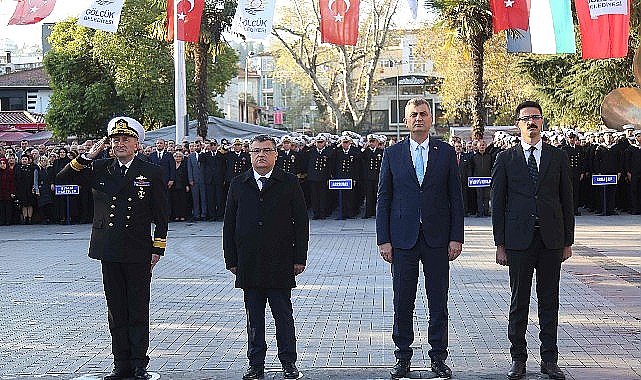 Gazi Mustafa Kemal Atatürk gölcük'te törenle anıldı