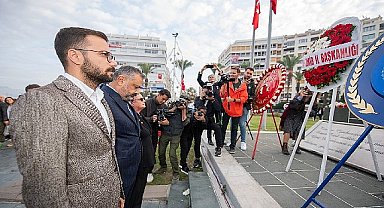İzmir Ata'nın huzurunda