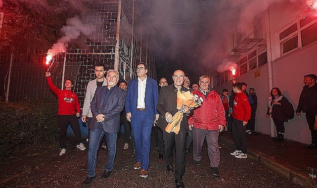 İzmir Büyükşehir'den amatör spor kulüplerine destek