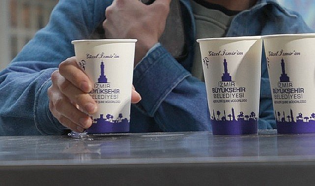 İzmir'de gençler derse “Günaydın Çorbası