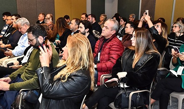 İzmir’de Plastik Atıksız İzmir Turizm Çalıştayı düzenlendi