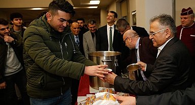 Kayseri Büyükşehir'den gençlere 1 milyon çorba