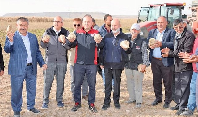 Kayseri Kocasinan'da şeker pancarı hasadı yapıldı