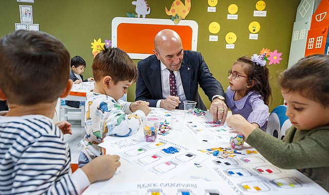Masal Evi çocuklarından Başkan Soyer’e sürpriz