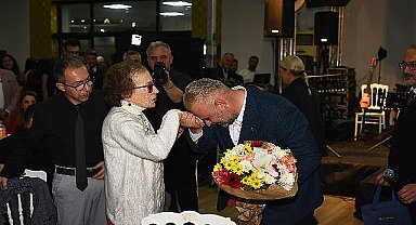 Menemen'de öğretmenler günü için unutulmaz gece