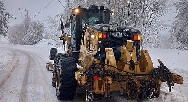Osmangazi'de karlı yollara anında müdahale
