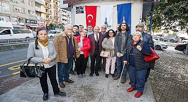 Şair Refik Durbaş'ın adı İzmir'de yaşayacak